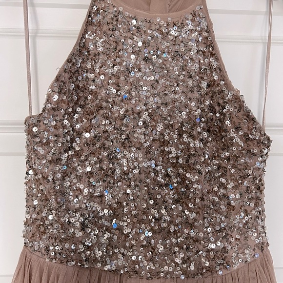 ASOS Maya Bridesmaid halter neck maxi - Picture 2 of 4